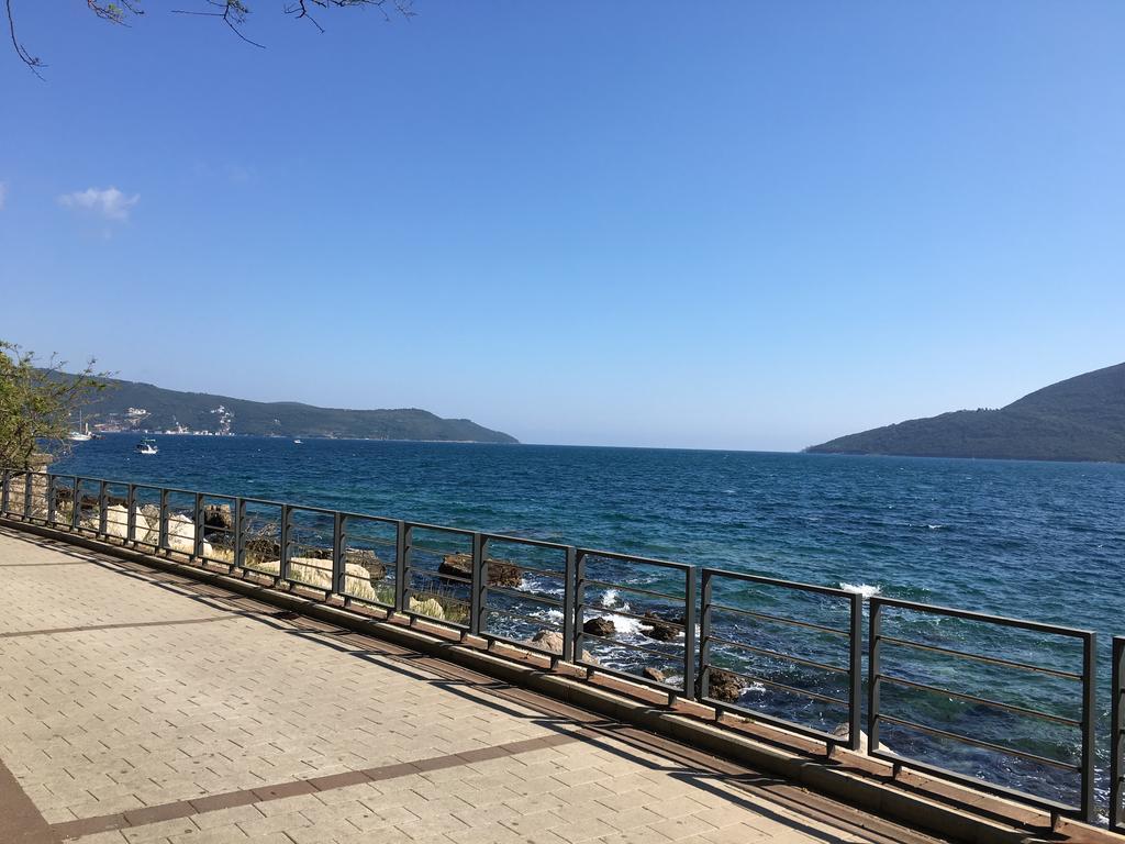 Apartments Upitnik Herceg Novi Exterior photo